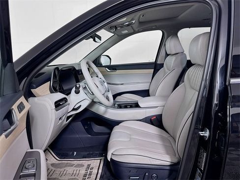 Used 2023 Hyundai Palisade Limited image 28