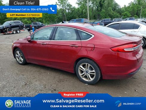 Used 2018 Ford Fusion SE w/ Fusion SE Technology Package FWD image 3