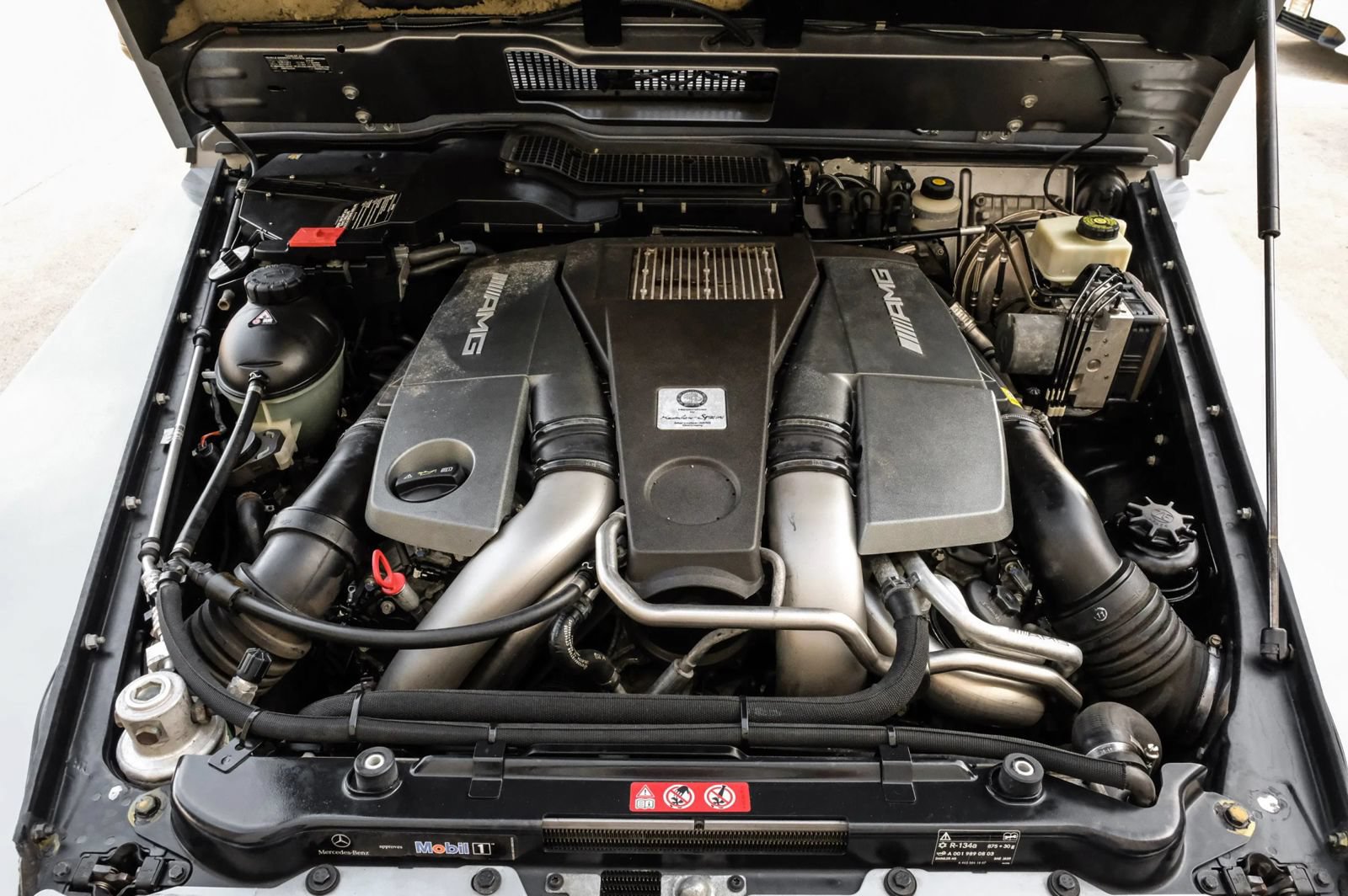 Used 2015 Mercedes-Benz G 63 AMG 4MATIC image 49