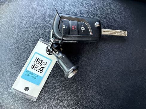 Used 2024 Toyota RAV4 LE FWD image 36