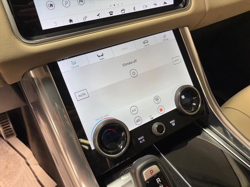 Used 2021 Land Rover Range Rover Sport HSE Silver Edition image 17