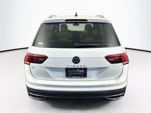 Used 2023 Volkswagen Tiguan SE FWD image 7