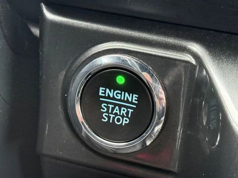 Certified 2022 Ford F150 XLT w/ Equipment Group 302A High image 15