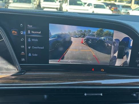 Used 2021 Cadillac Escalade ESV Premium Luxury w/ LPO, Radiant Package image 11