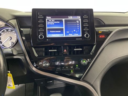 Certified 2024 Toyota Camry SE FWD image 20