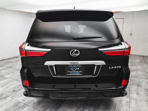 Used 2021 Lexus LX 570 4WD w/ Sport Package image 5