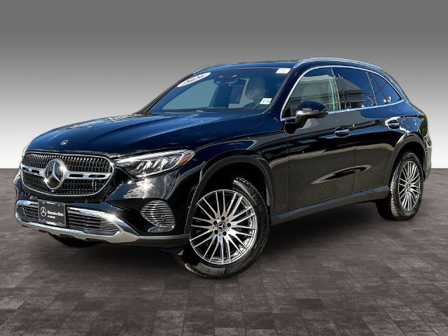 Used 2026 Mercedes-Benz GLC 300 4MATIC image 3