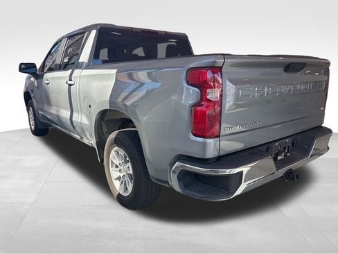 Used 2025 Chevrolet Silverado 1500 LT image 2