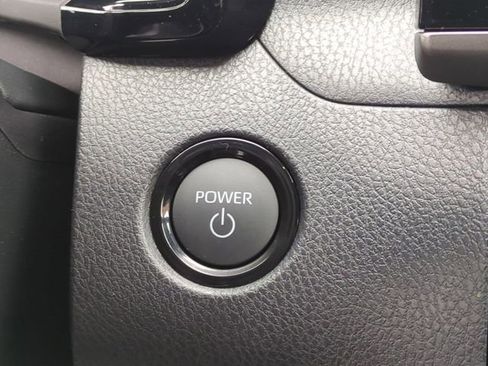 Certified 2026 Toyota Camry SE image 19