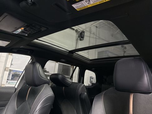Used 2026 Toyota Grand Highlander AWD Hybrid image 25