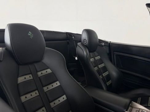 Used 2014 Ferrari California RWD image 21