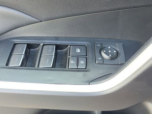 Used 2025 Toyota RAV4 XLE w/ Convenience Package image 26