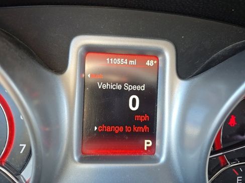 Used 2014 Dodge Journey SXT w/ Flexible Seating Group image 11