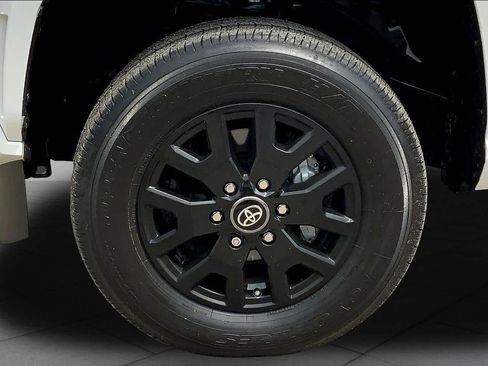 Used 2026 Toyota Tacoma SR5 image 11