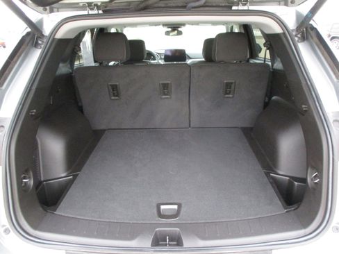 Used 2024 Chevrolet Blazer LT w/ Convenience Package image 36