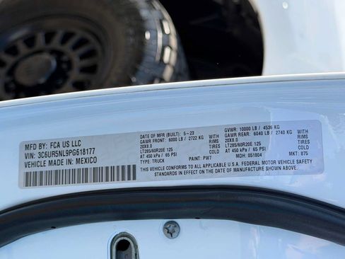 Used 2023 RAM 2500 Laramie w/ Night Edition AWD/4WD image 32