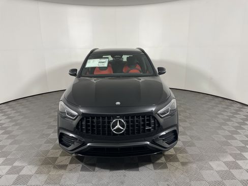 New 2026 Mercedes-Benz GLA 35 AMG 4MATIC image 8