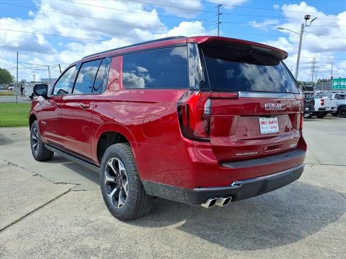 New 2026 GMC Yukon XL AT4 w/ AT4 Premium Package image 5