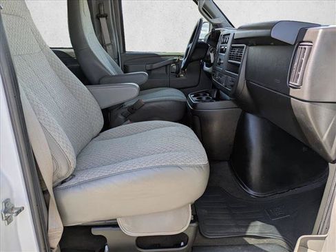 Used 2023 Chevrolet Express 3500 LT w/ LT Preferred Equipment Group RWD image 20