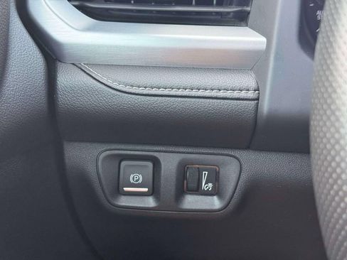 Used 2023 GMC Acadia SLE w/ Driver Convenience Package FWD image 20