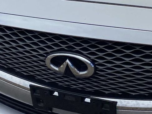 Used 2015 INFINITI Q50 Premium AWD/4WD image 26