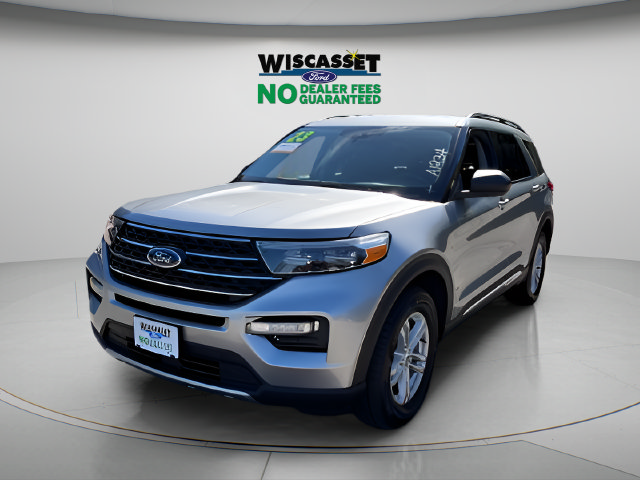 Certified 2023 Ford Explorer XLT w/ Equipment Group 202A AWD/4WD image 17