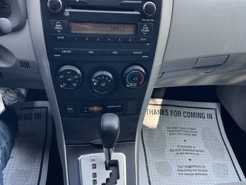 Used 2010 Toyota Corolla LE FWD image 26