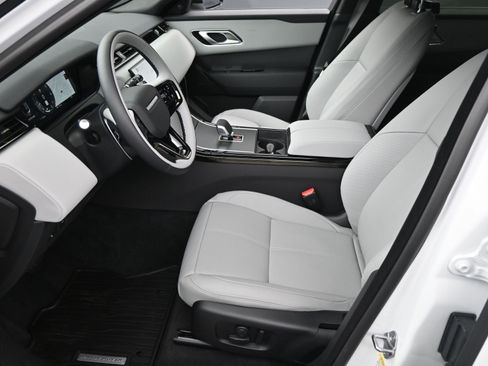 New 2026 Land Rover Range Rover Velar S image 5
