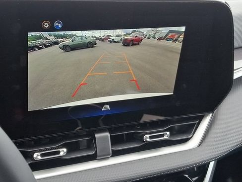 Used 2026 Chevrolet Equinox LT AWD/4WD image 5
