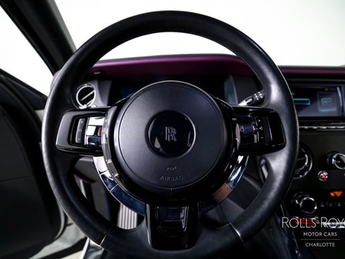 Used 2019 Rolls-Royce Cullinan image 14