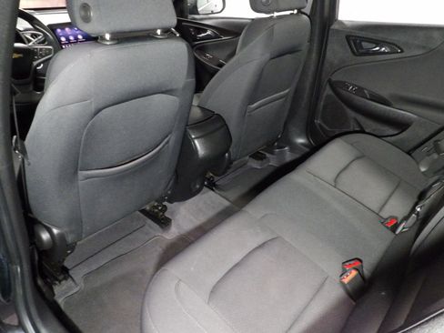 Used 2019 Chevrolet Malibu LS FWD image 10