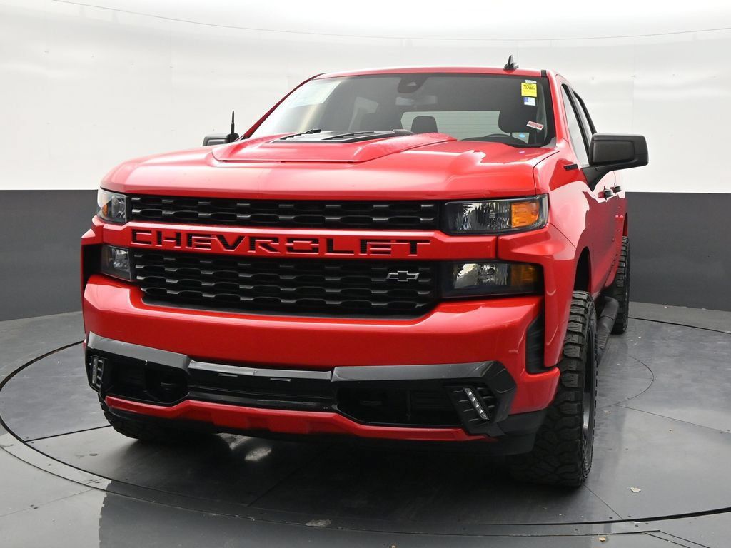Used 2021 Chevrolet Silverado 1500 Custom w/ LPO, Blackout Package RWD image 8