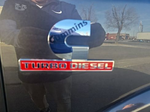 Used 2022 RAM 2500 Laramie image 39