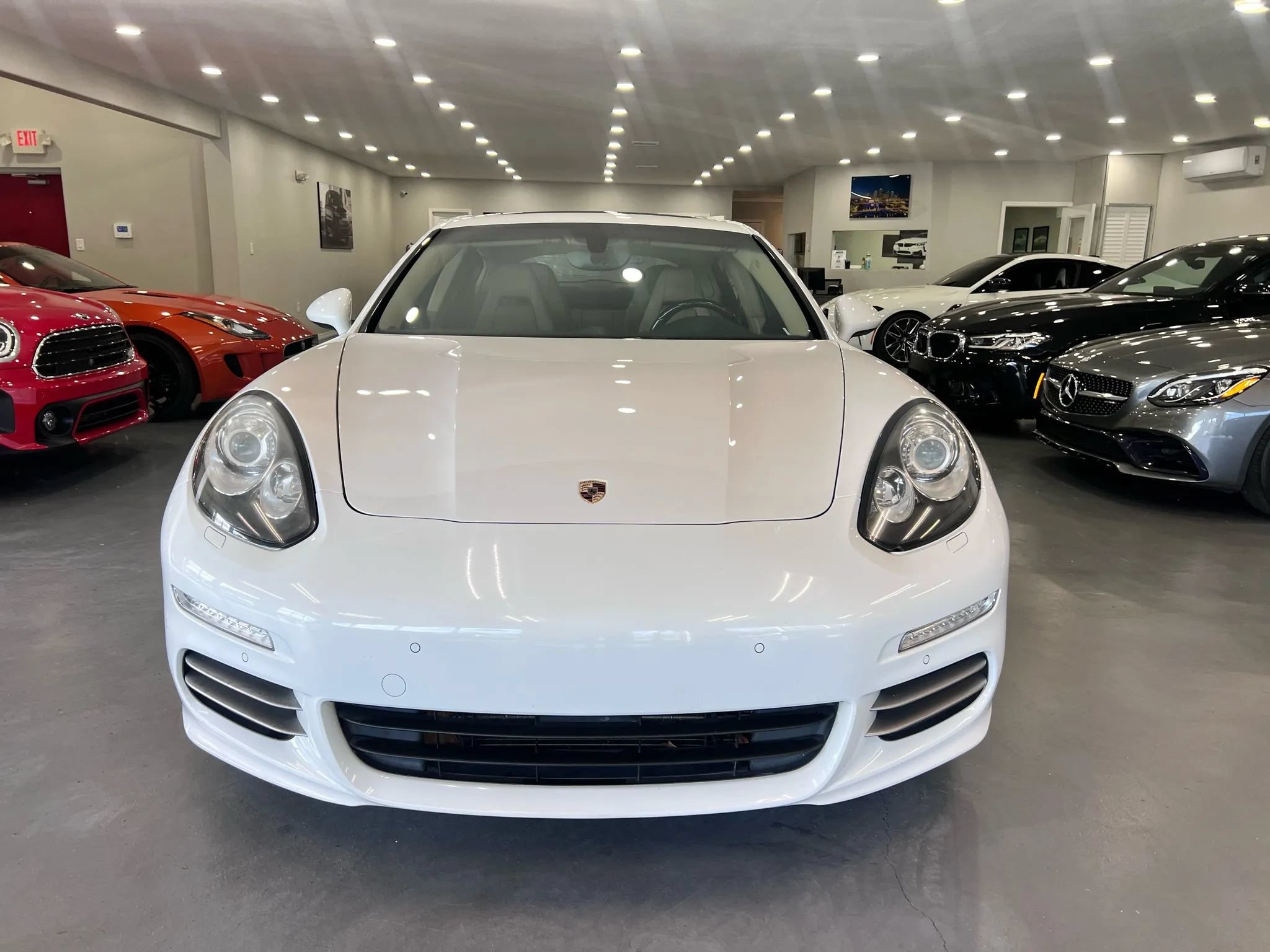 Used 2015 Porsche Panamera 4 AWD/4WD image 2