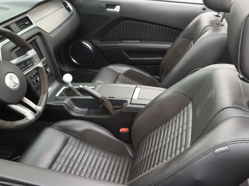 Used 2011 Ford Mustang Shelby GT500 w/ SVT Performance Pkg RWD image 56