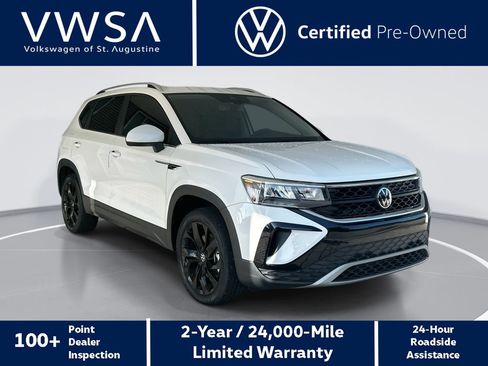 Certified 2023 Volkswagen Taos SE FWD image 1