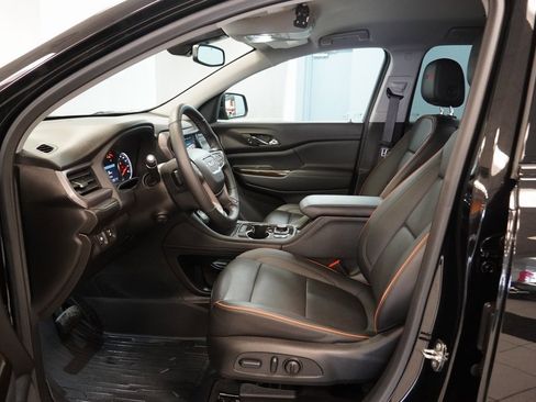 Certified 2023 GMC Acadia AT4 w/ Preferred Package image 7