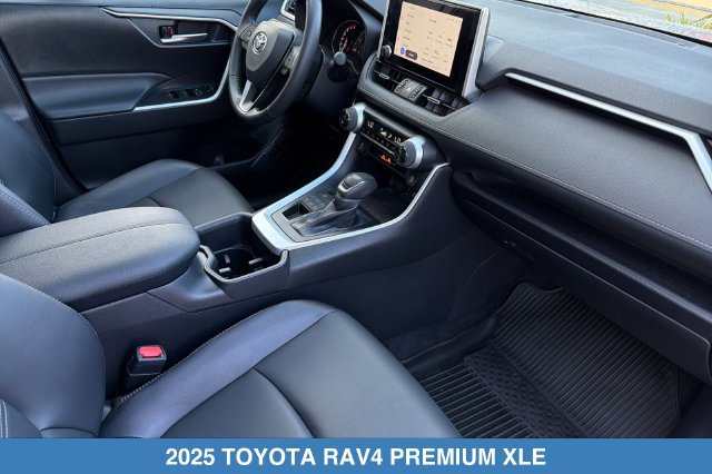 Used 2025 Toyota RAV4 XLE Premium AWD/4WD image 18
