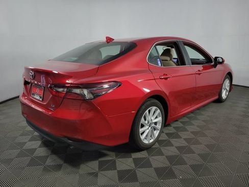 Used 2024 Toyota Camry LE w/ Convenience Package FWD image 9