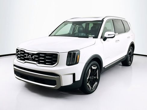 Used 2023 Kia Telluride S w/ S Sunroof Package AWD/4WD image 3