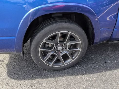 Used 2019 RAM 1500 Laramie RWD image 11