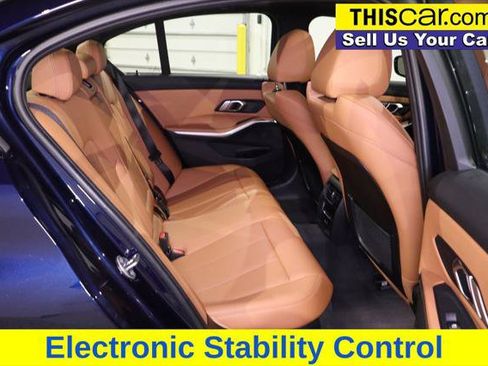 Used 2023 BMW 330i Sedan w/ M Sport Package RWD image 28