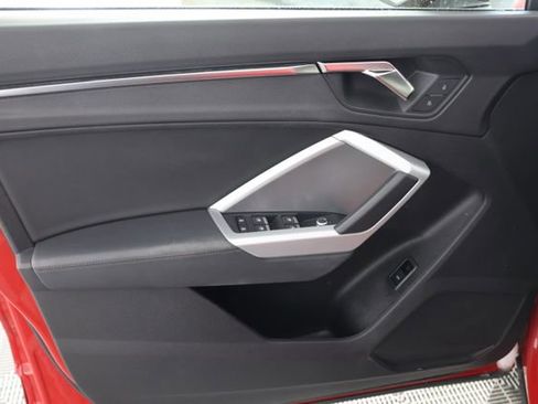 Used 2022 Audi Q3 2.0T Premium image 25