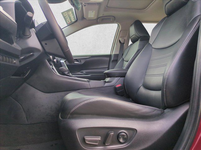 Used 2024 Toyota RAV4 XLE Premium FWD image 15