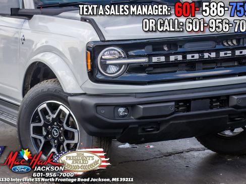 New 2026 Ford Bronco Outer Banks image 35