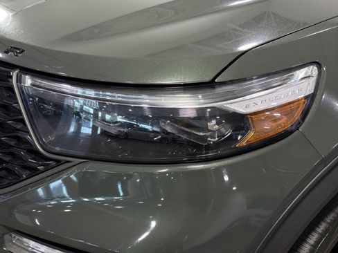 Used 2022 Ford Explorer ST w/ Equipment Group 401A AWD/4WD image 13