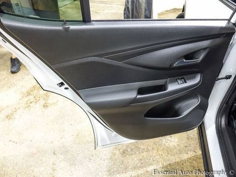 Used 2024 Buick Envista Preferred w/ Convenience I Package FWD image 19