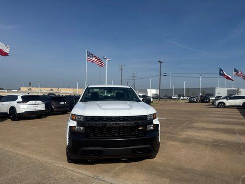 Used 2020 Chevrolet Silverado 1500 W/T w/ Trailering Package AWD/4WD image 4
