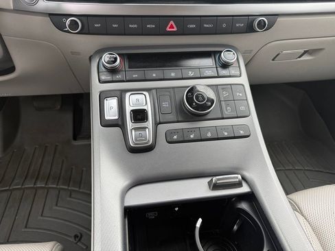 Used 2023 Hyundai Palisade Limited AWD/4WD image 11