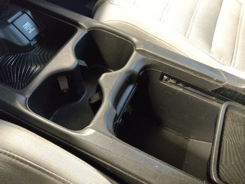 Used 2019 Honda CR-V EX image 26